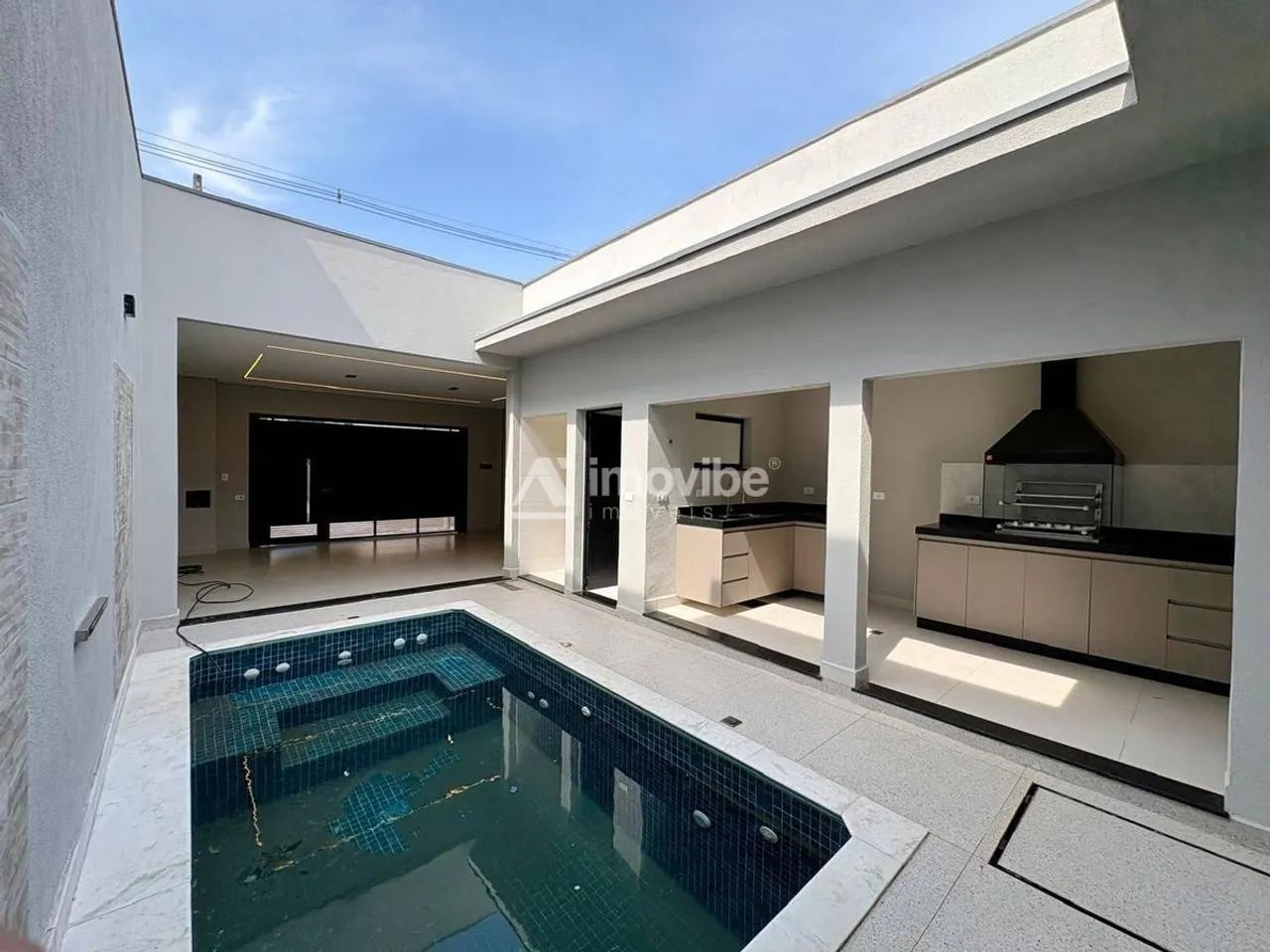 OPORTUNIDADE - TERRAMERICA - AMERICANA/SP   CASA COM ACABAMENTO FINÍSSIMO E COM PLANEJADOS