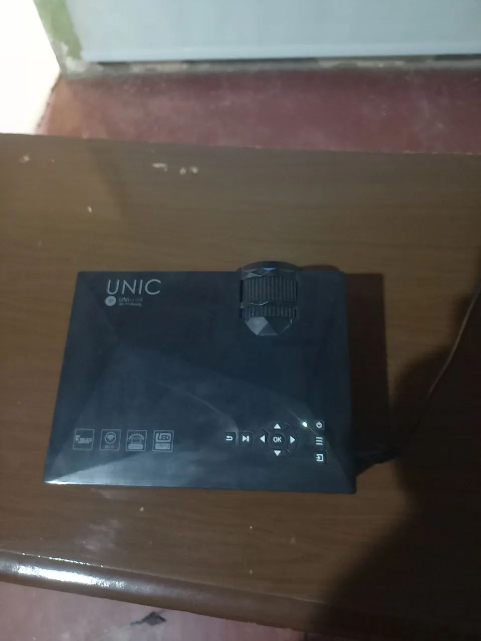   Progetor   (Unic UC46 )R$250.00 - Foto 2