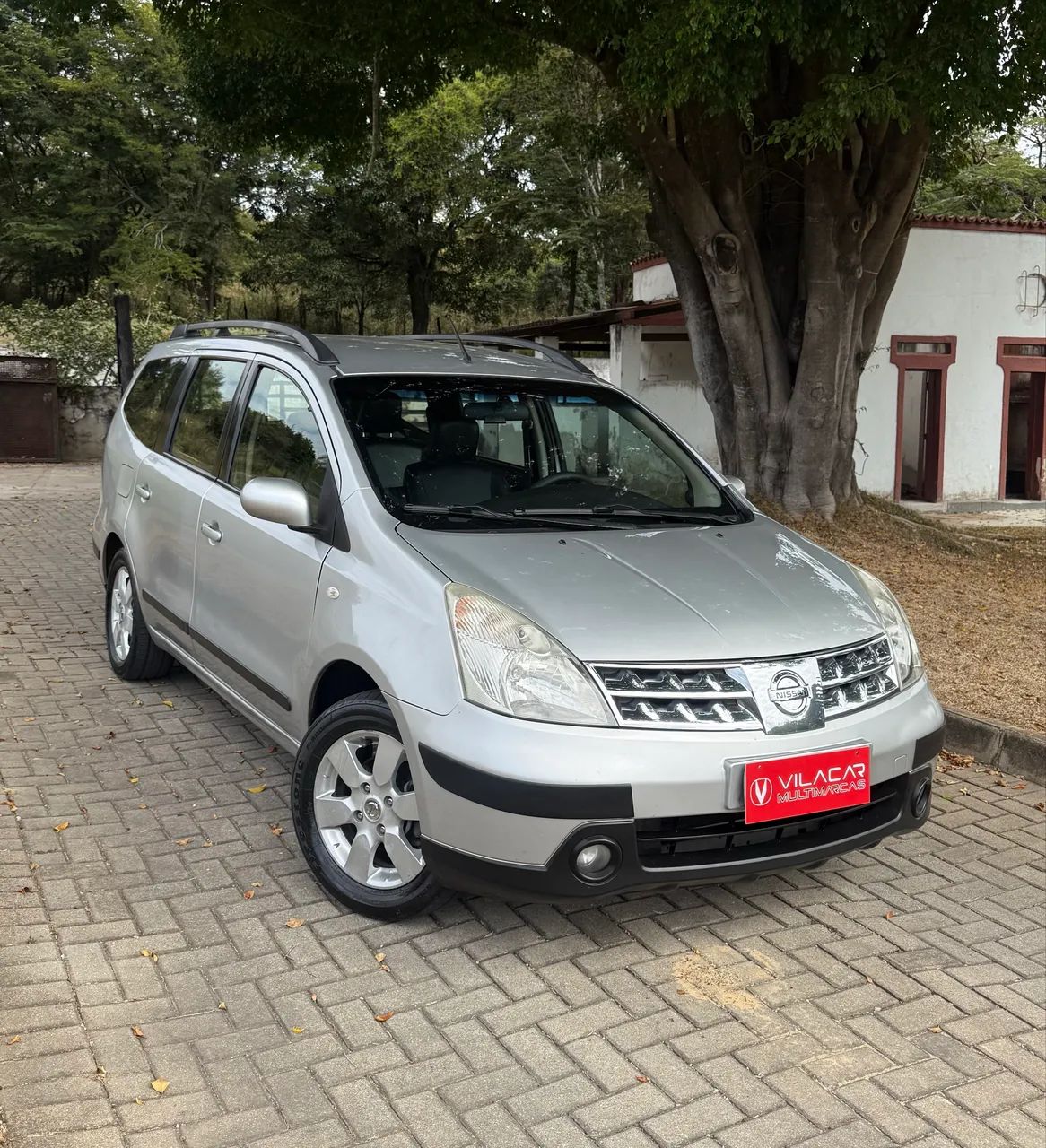 Nissan Livina 2011