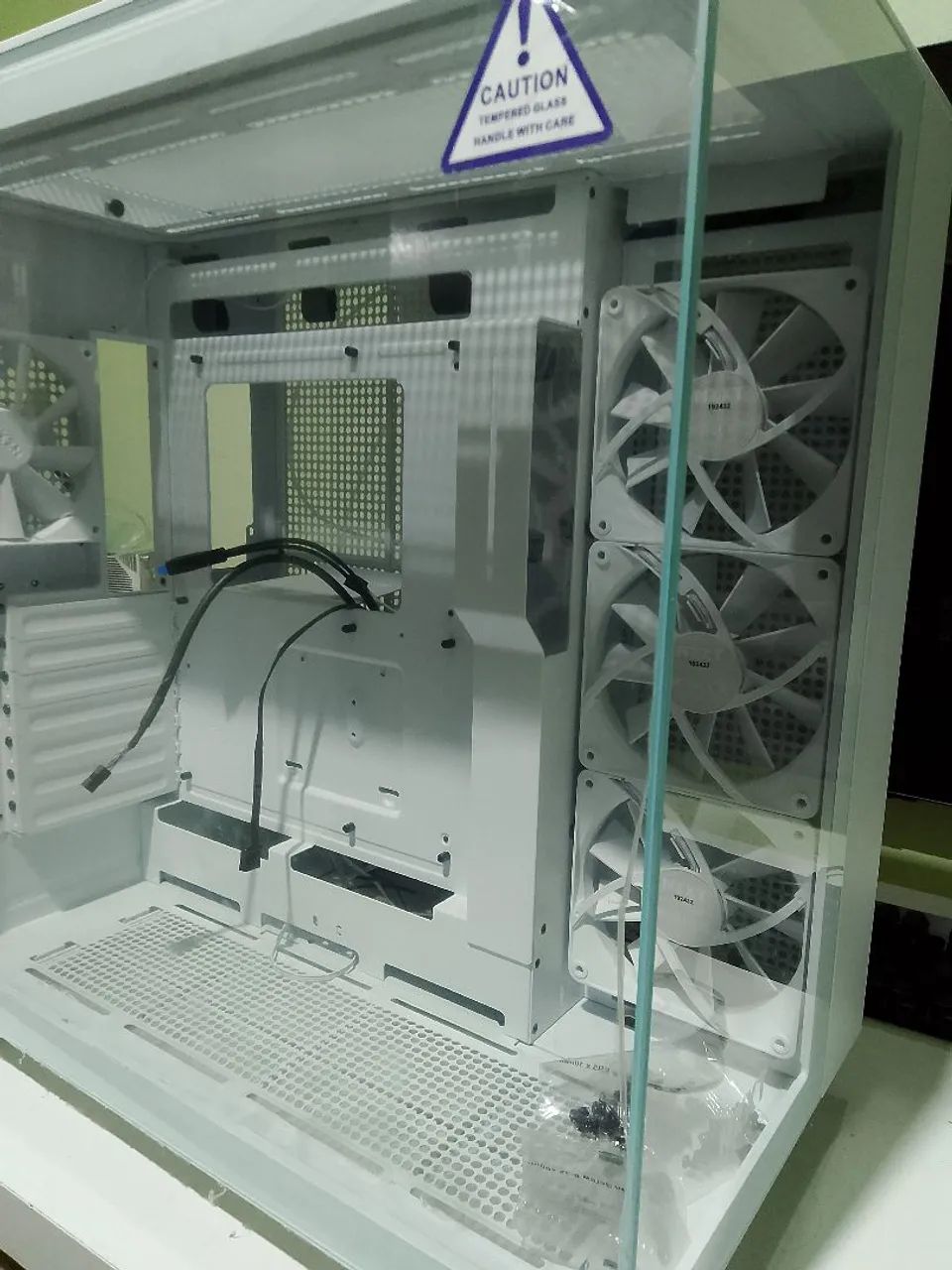 NZXT H9 BRANCO  - Foto 2