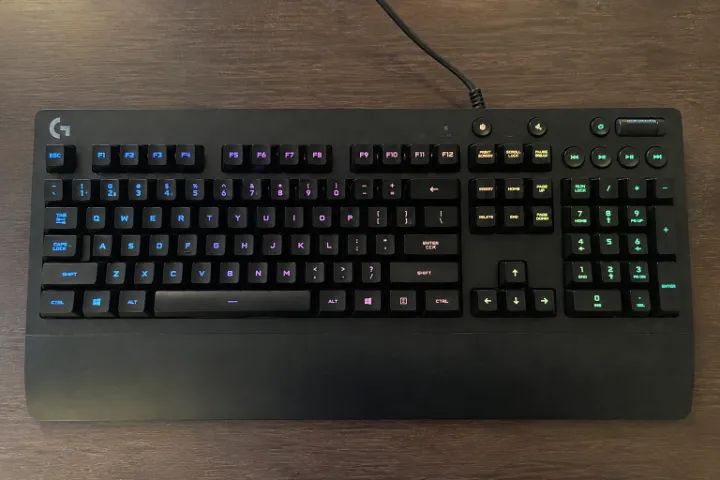 Teclado Logitech G213 - Foto 3