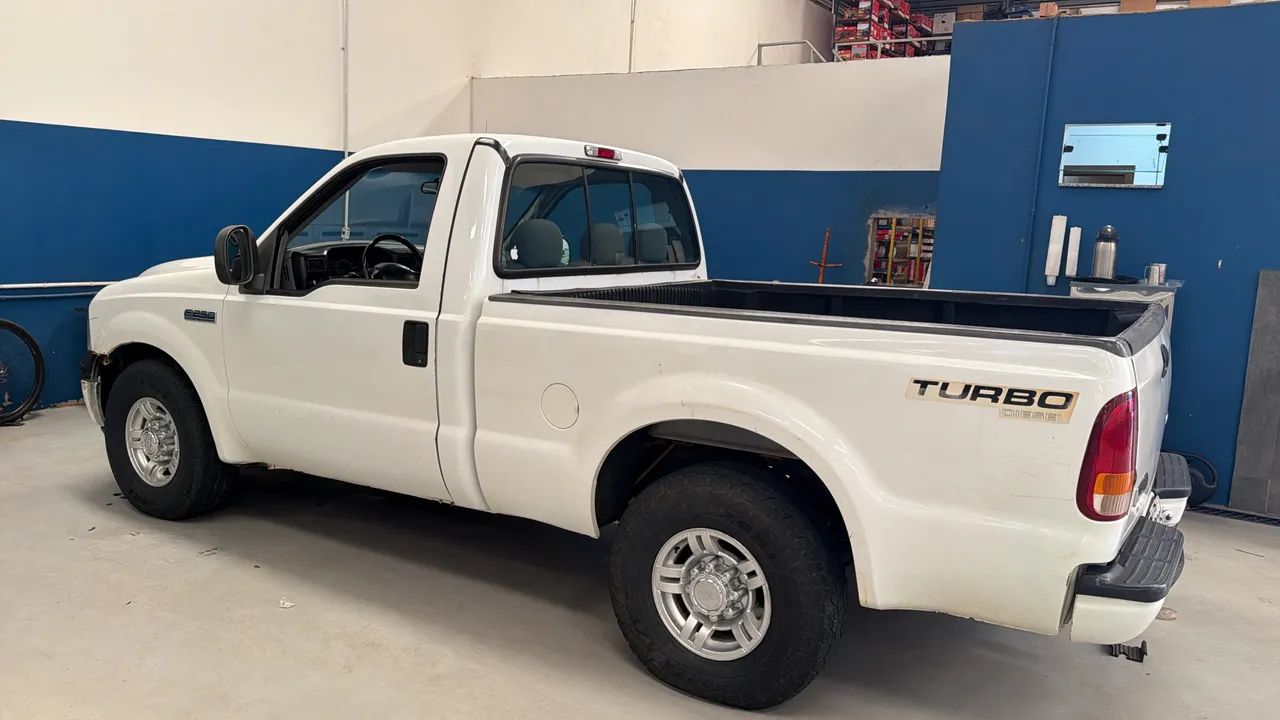 Ford F-250 XLT 4.2 TB Diesel 2000