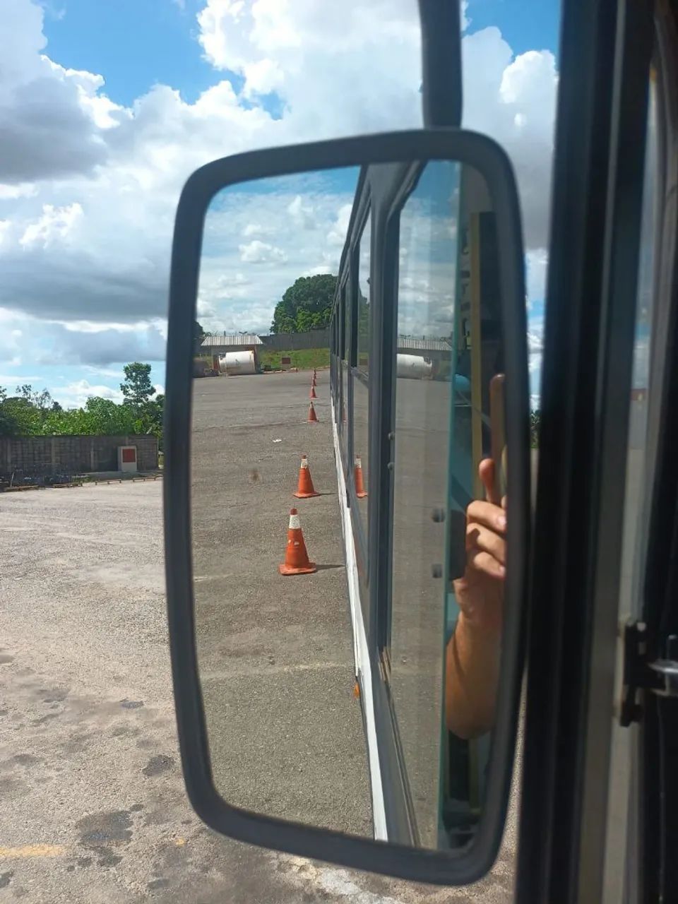 Ofereço meu serviço de motorista  - Foto 3