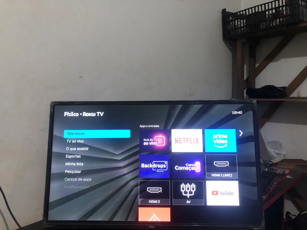 Vendo-se TV philco Smart em perfeito estado ate com plástico em volta - Foto 4