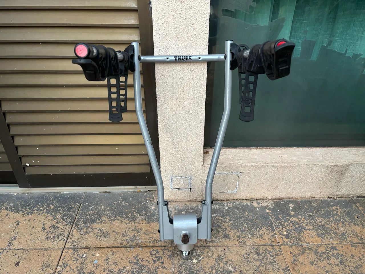 Rack Thule Hang On 3 Bicicletas - Foto 2