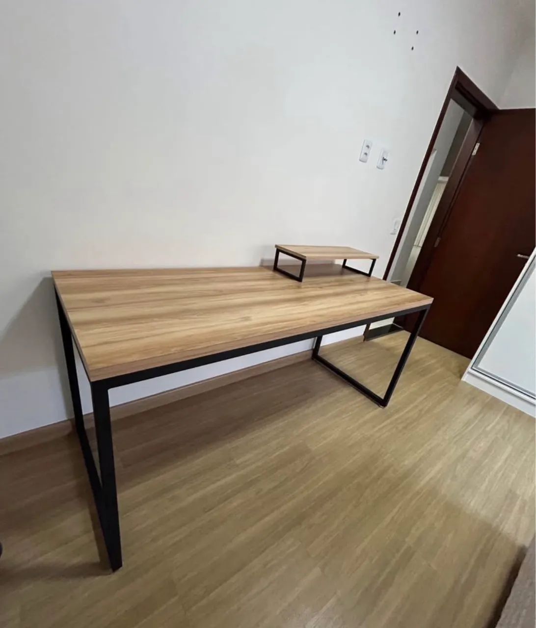Mesa estilo industrial para escritório - Foto 4