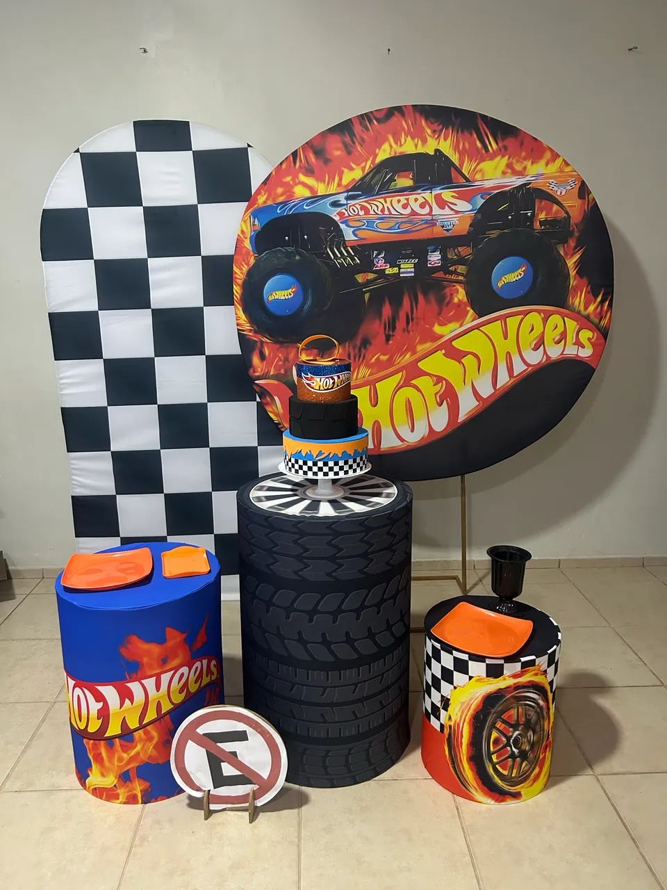 Pegue e monte / hotwheels 1