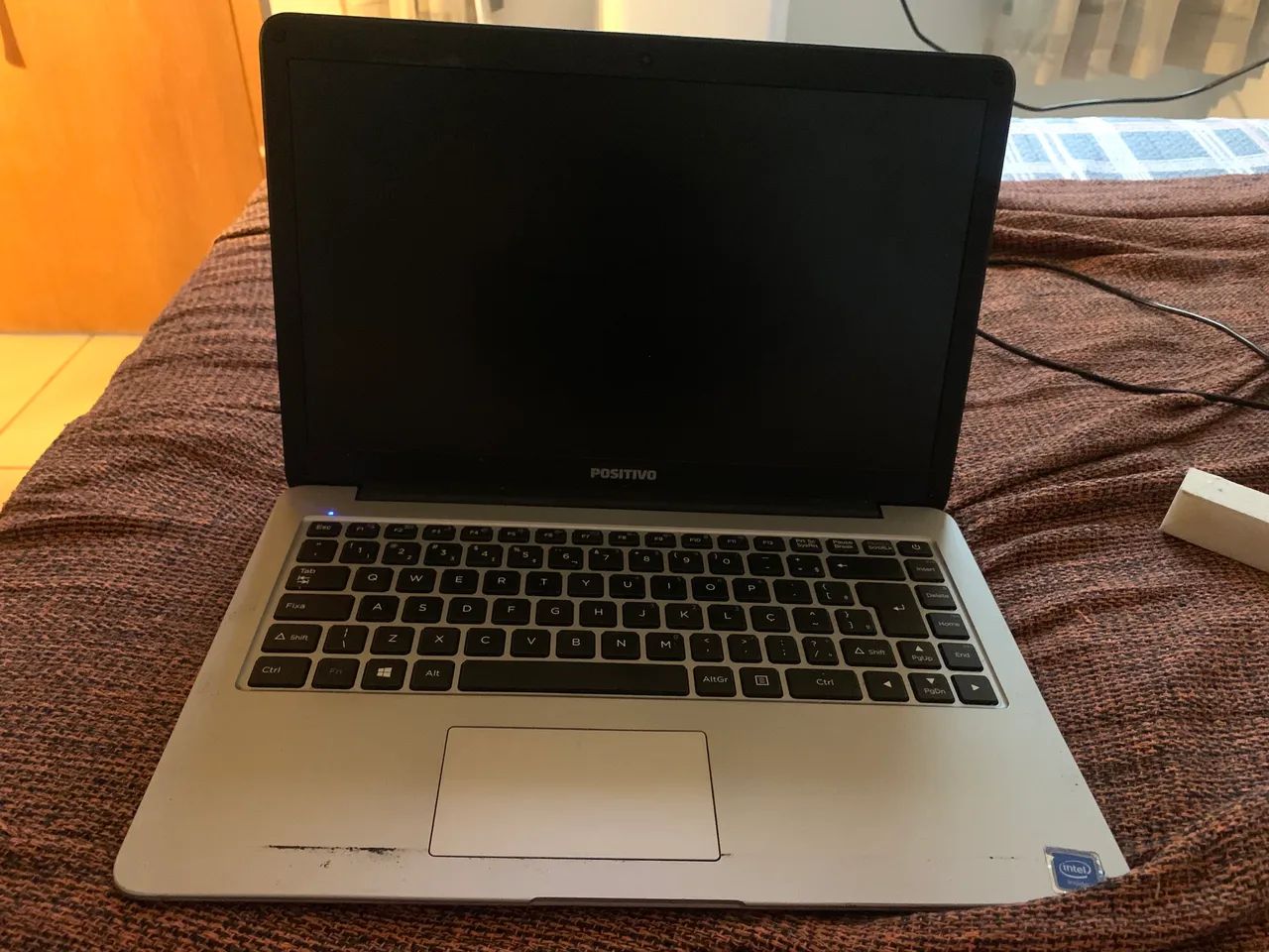 Notebook NTBO POSITIVO MASTER N1140 - Foto 4