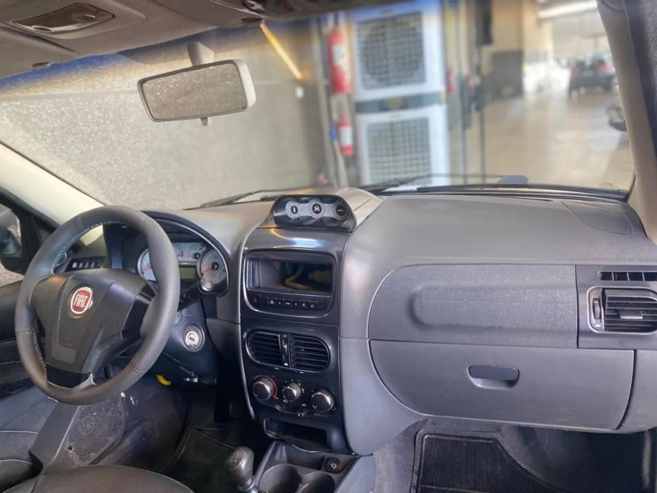 Fiat Strada Adventure1.8/ 1.8 Locker Flex CD 2013 - Foto 4