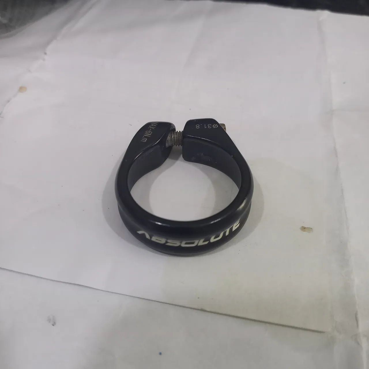 Abraçadeira de selin Absolute 31.8mm