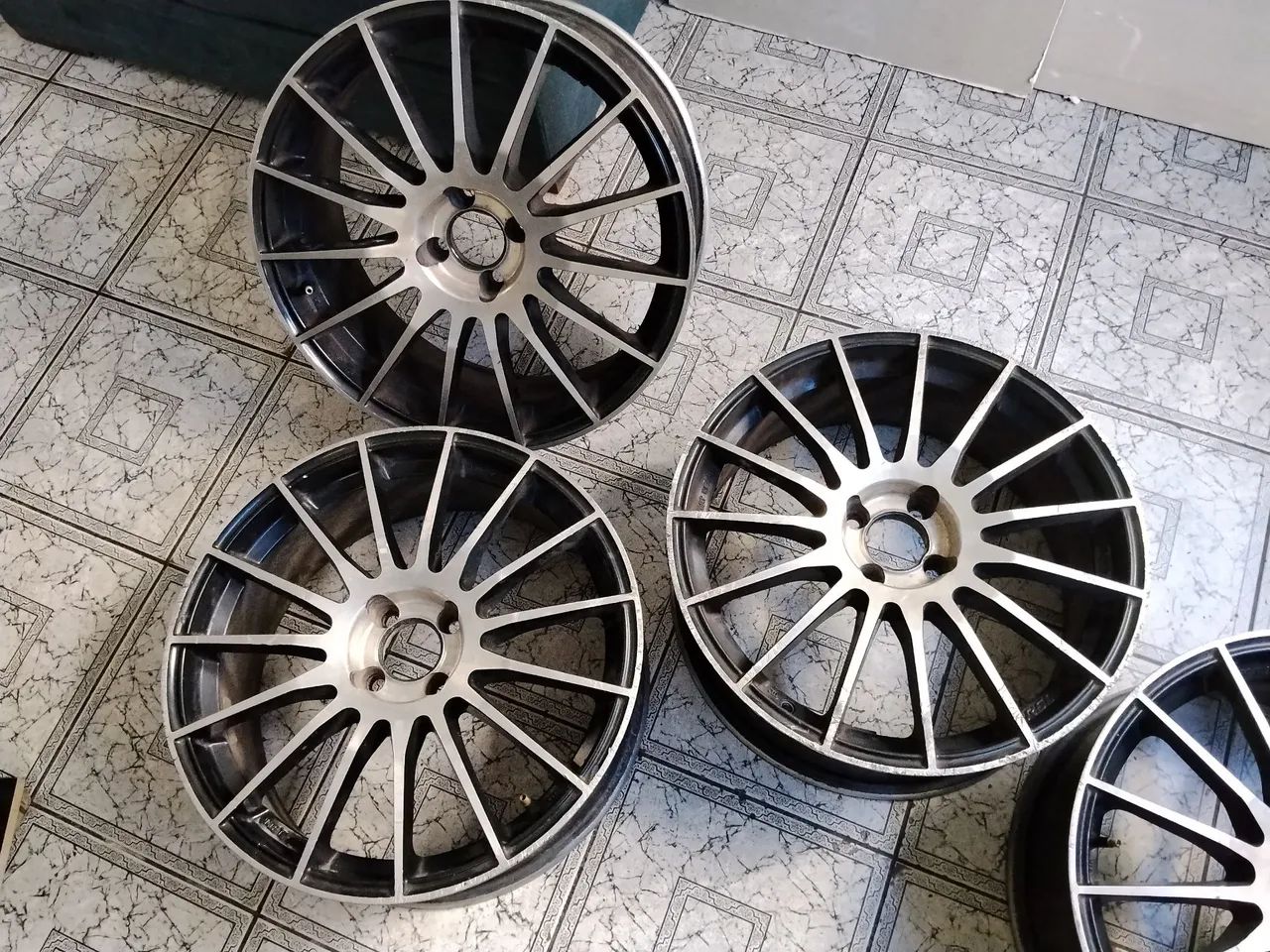 Aro 18 4×100