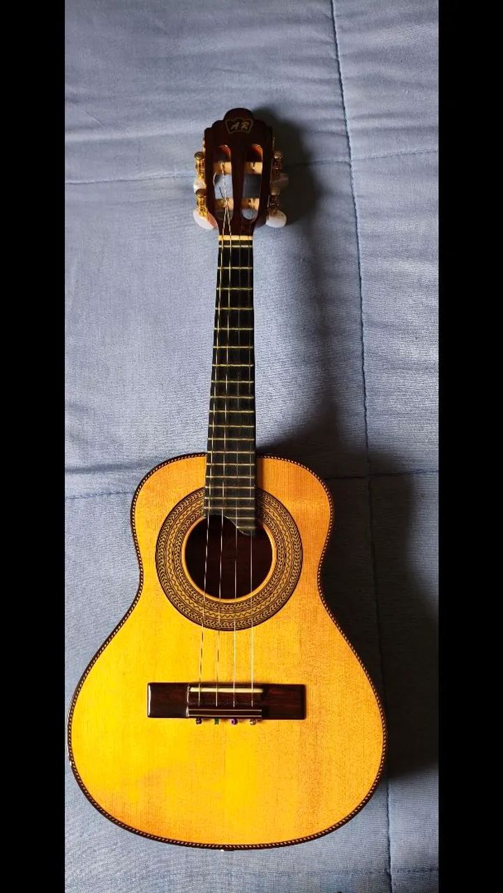 Cavaquinho Araújo 