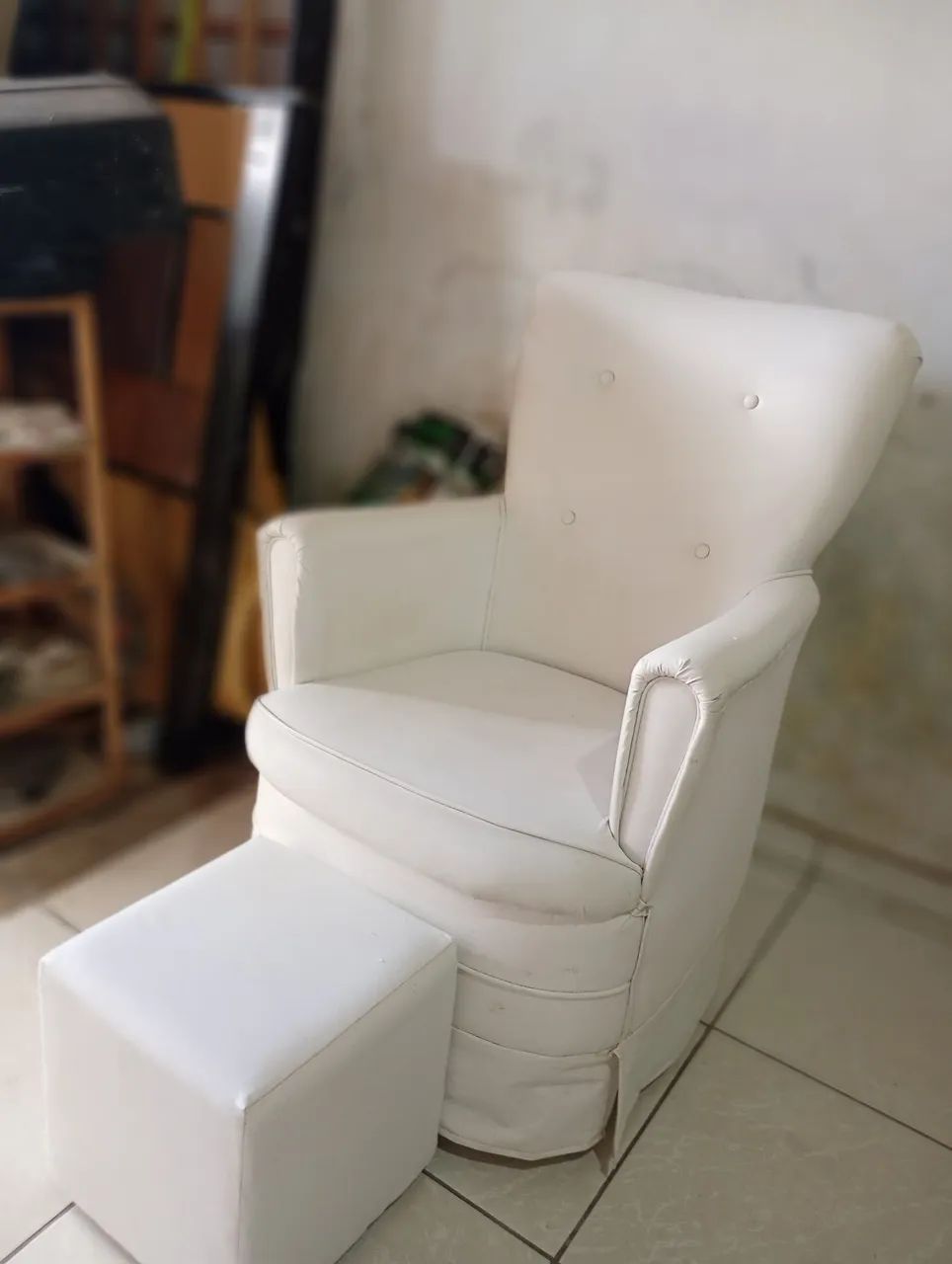 Poltrona com balanço e puff  - Foto 2