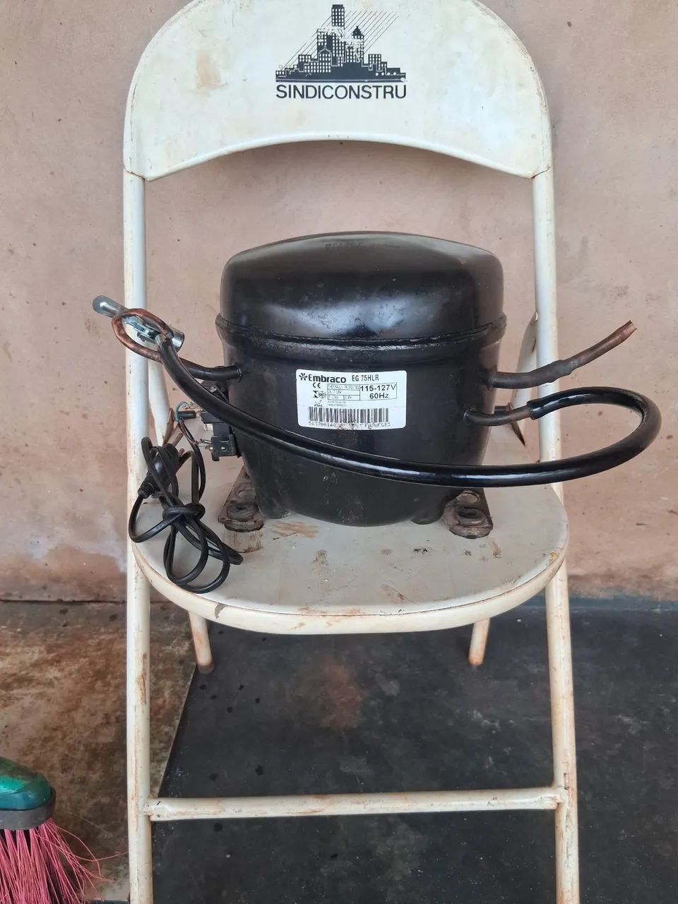 Compressor de ar para encher peneu de carro