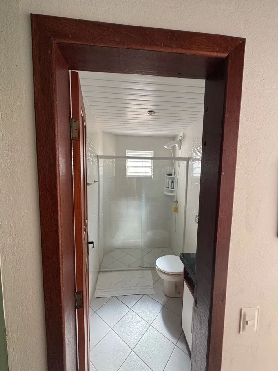 Quarto feminino individual para alugar/Rio Tavares - Foto 4