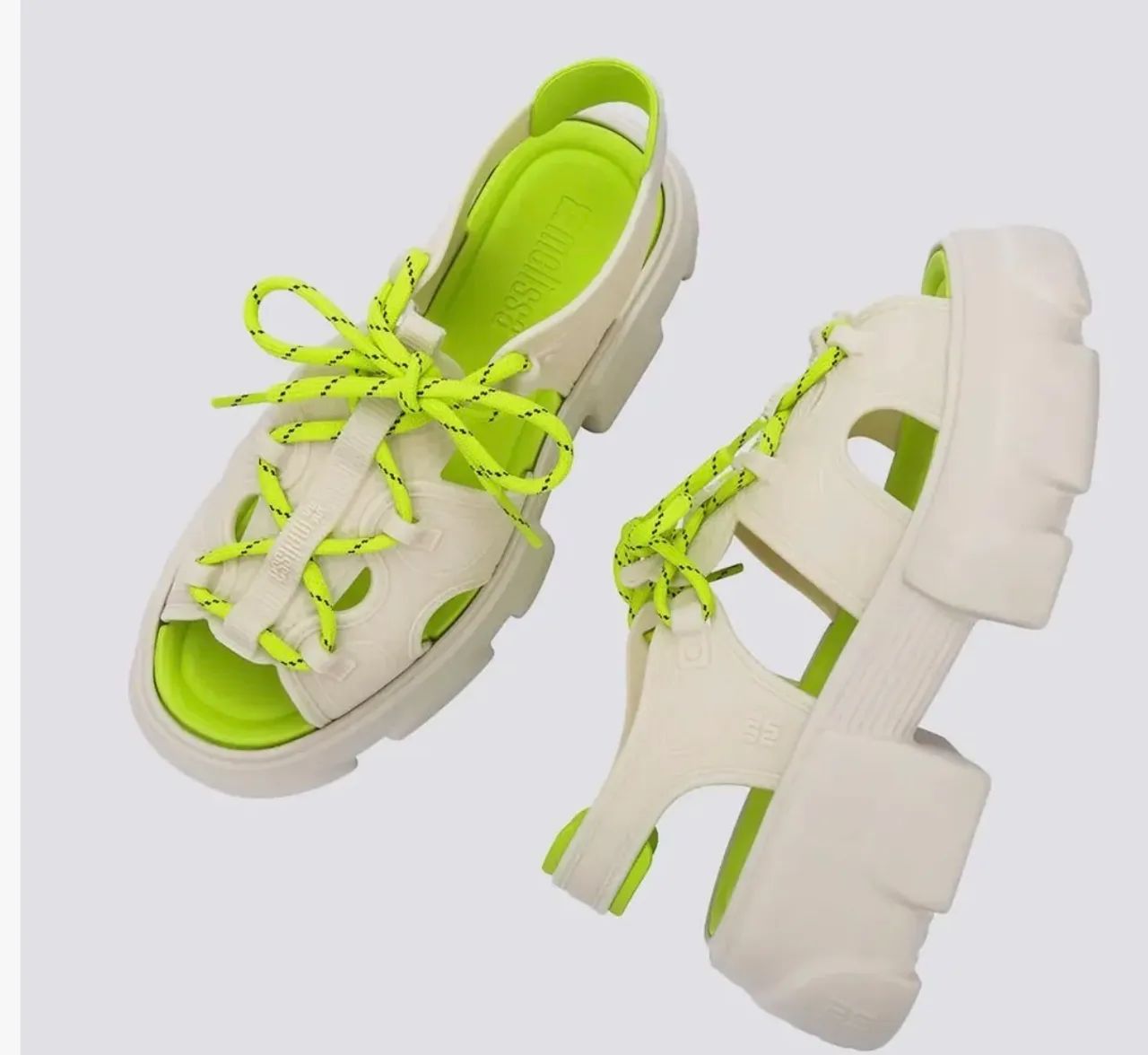 Melissa camp sandal bege e verde. - Foto 3
