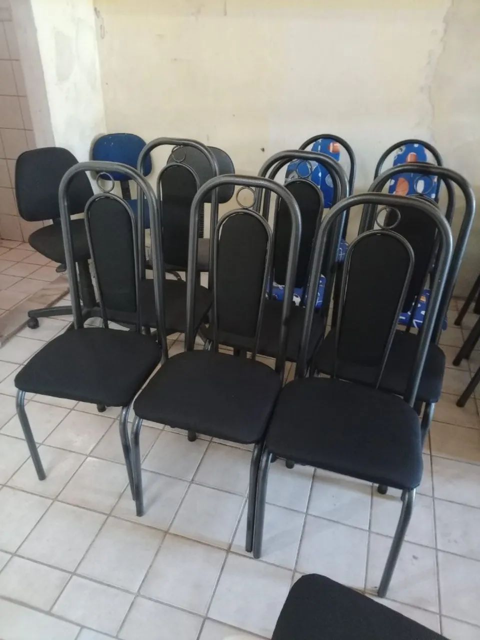 Conjunto de 6 cadeiras reformadas  - Foto 2