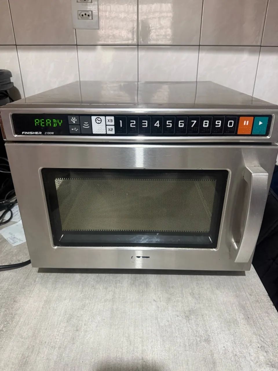 Microondas profissional Prática Finicher 2100w 220v 