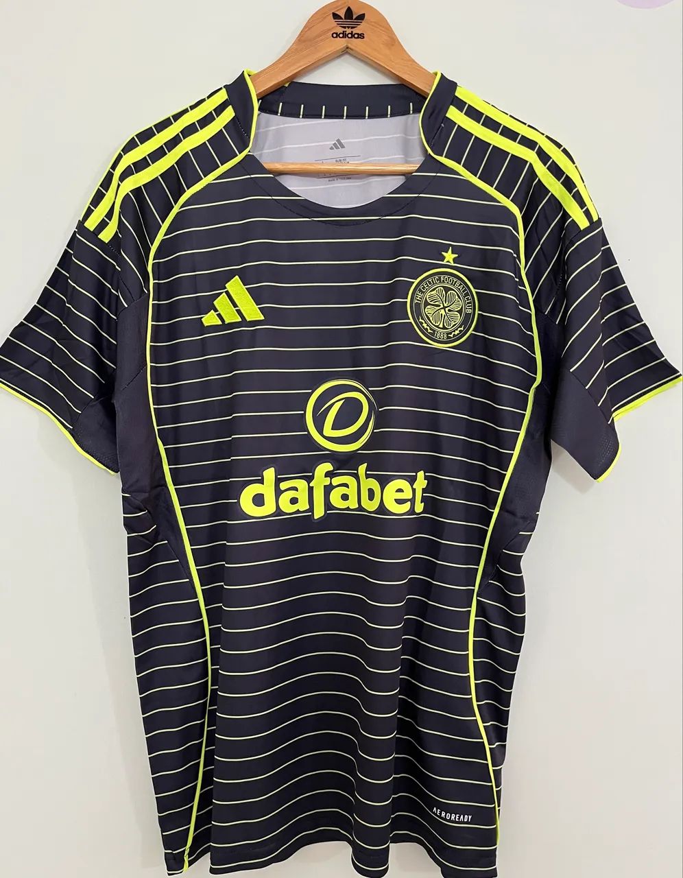 Camisa Celtic da Escócia 2025/26 (Pronta Entrega)