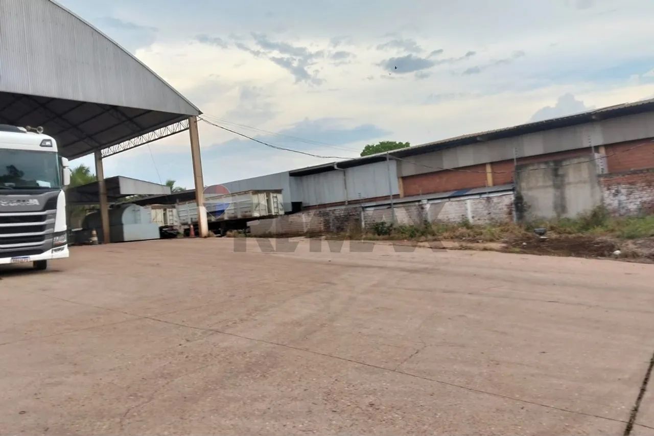 Galpão Comercial no Distrito Industrial - Foto 4