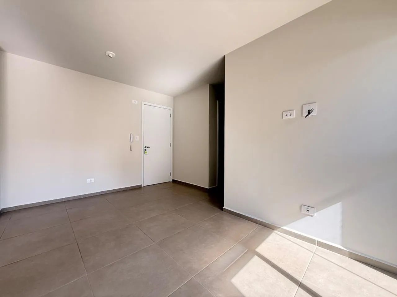 Apartamento para alugar em Maringá, Parque Industrial, com 2 quartos, com 51.63 m², Terra  - Foto 3