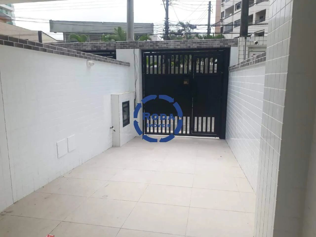 Apartamento de 3 dormitórios na Ponta da Praia com churrasqueira privativa