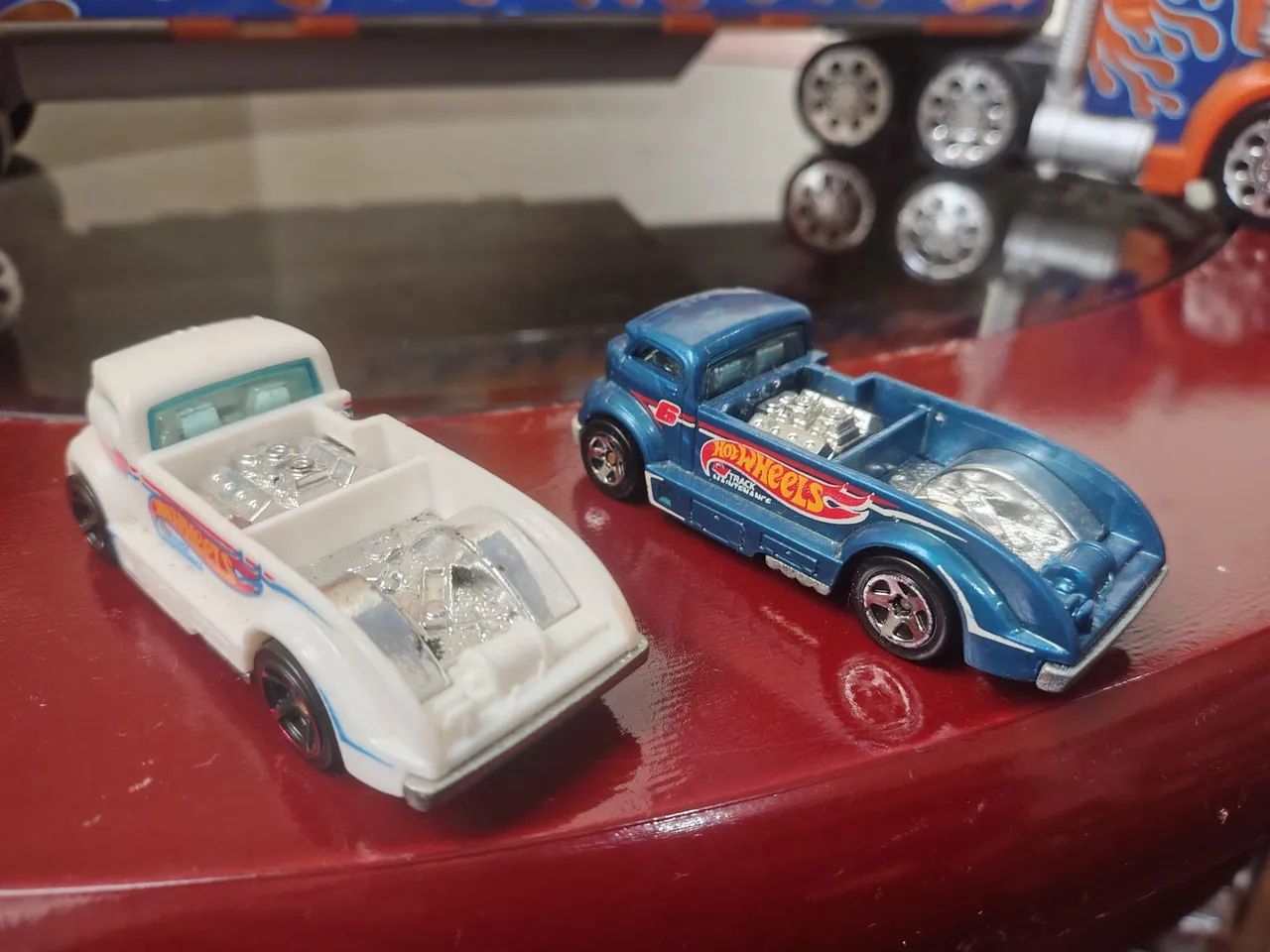2 Hot Wheels Mig Rig 2013 - Foto 4