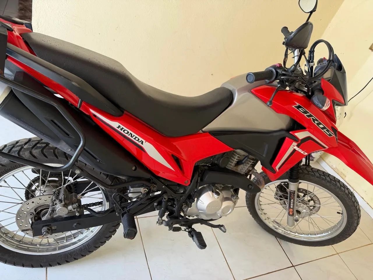 Bros 160 