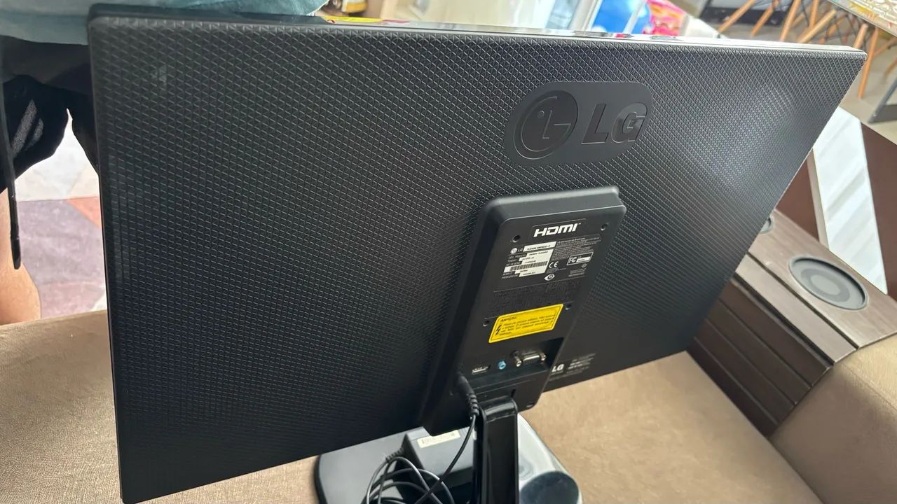 Monitor LG Flatron 23MP55HQ-P - Foto 3