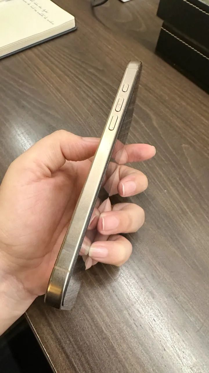 IPHONE 16 PRO MAX - Foto 3