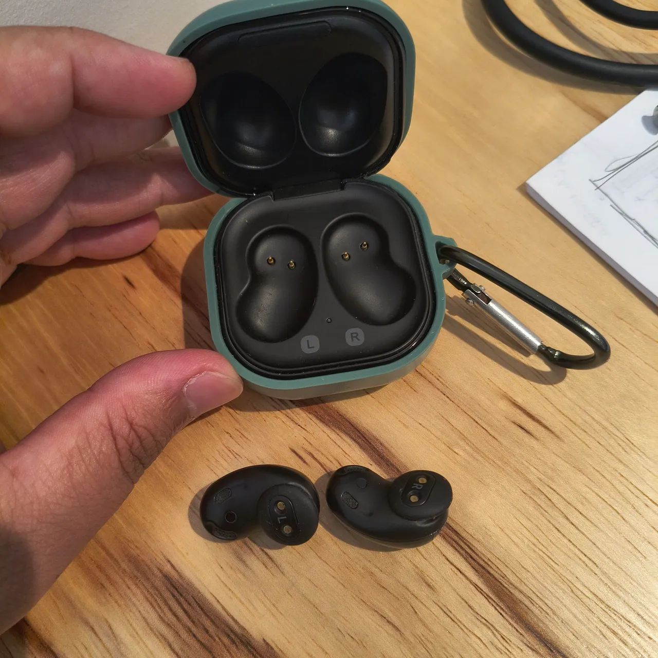 Galaxy Buds Live - Foto 2