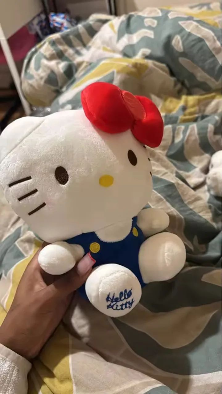 Pelúcia Hello Kitty 25 cm nova - Foto 2