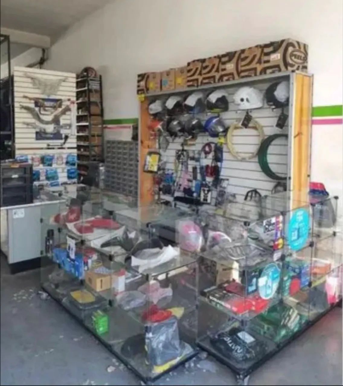 Oportunidade ! Loja de moto peças completa 