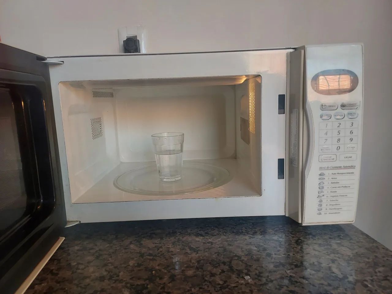 Microondas 127v  - Foto 4