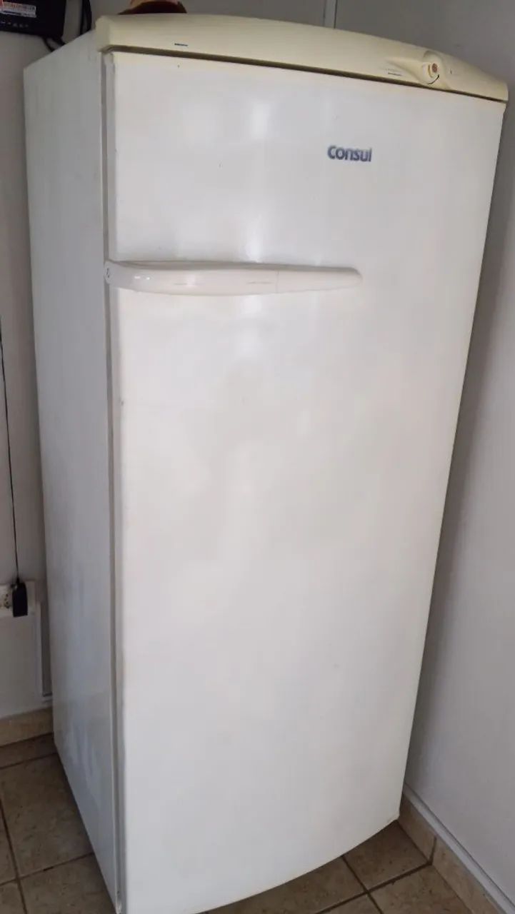 Geladeira Consul degelo