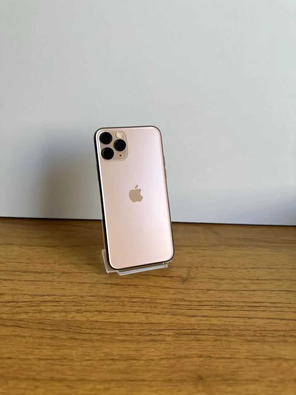 iPhone 11 Pro 64gb gold SEMINOVO - Celulares e Smartphones - João