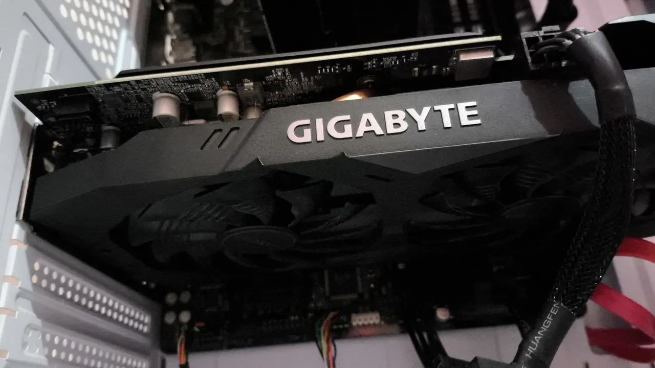 Placa de vídeo GTX 1660 Super OC 6GB - Foto 5
