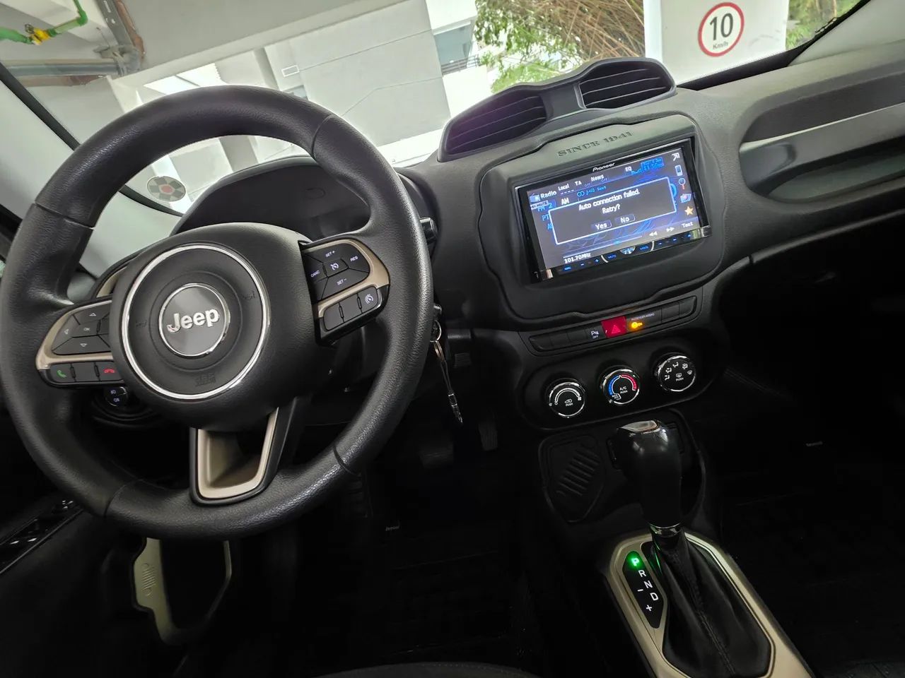 Jeep Renegade Sport 1.8 4x2 Flex 16V Aut., foto 18 de 19