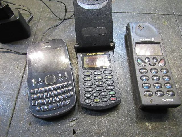 Lote celular antigo raridade.