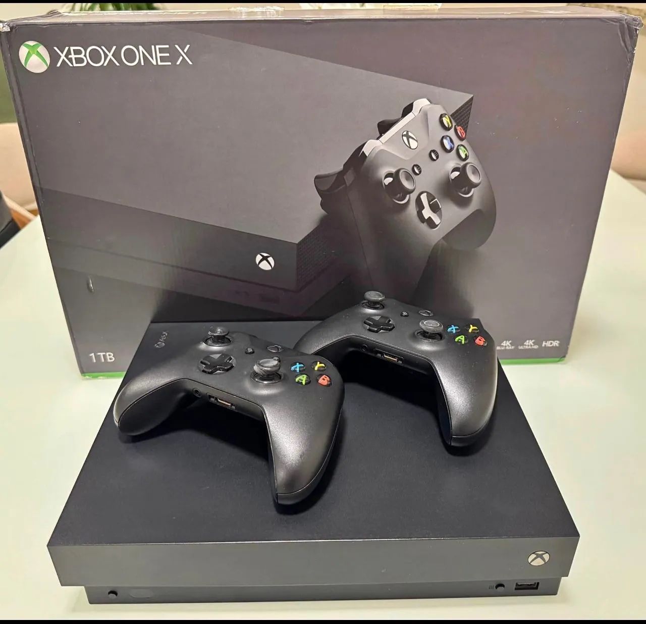 Xbox One X 1,6 Tb