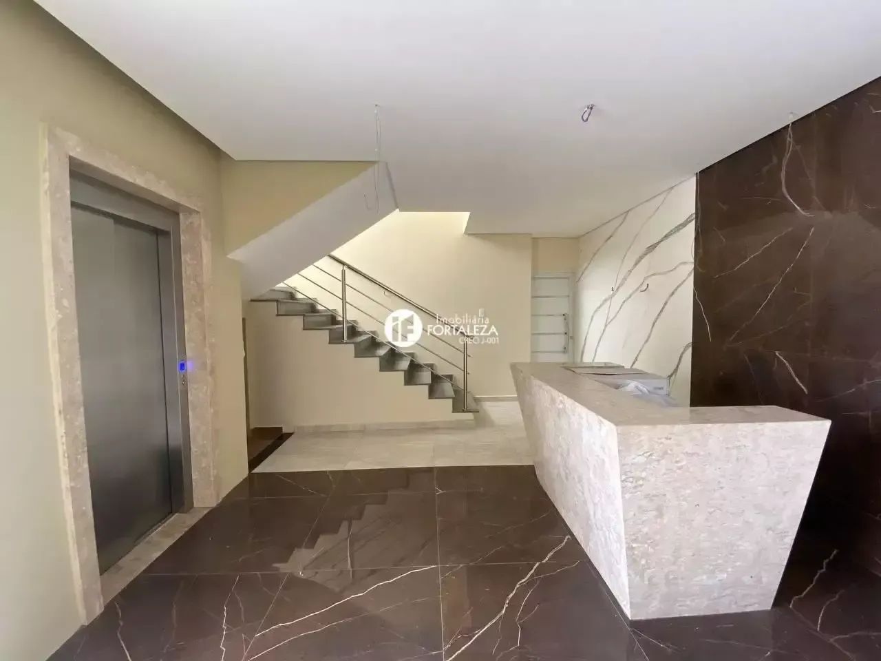 EXCELENTE OPORTUNIDADE NA GALERIA BV - AO LADO DO BARRIGA VERDE