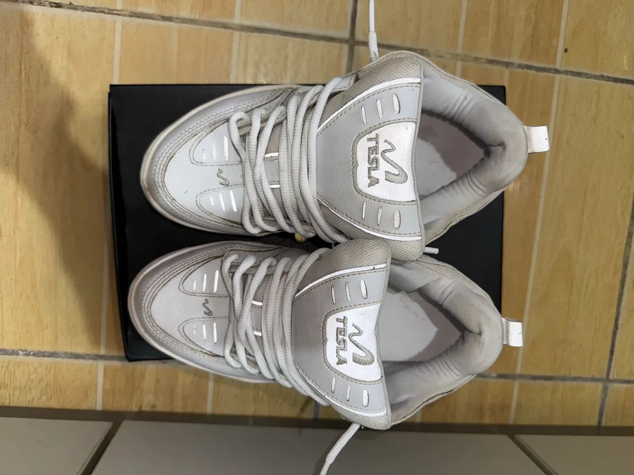 tênis tesla nine branco - Foto 4