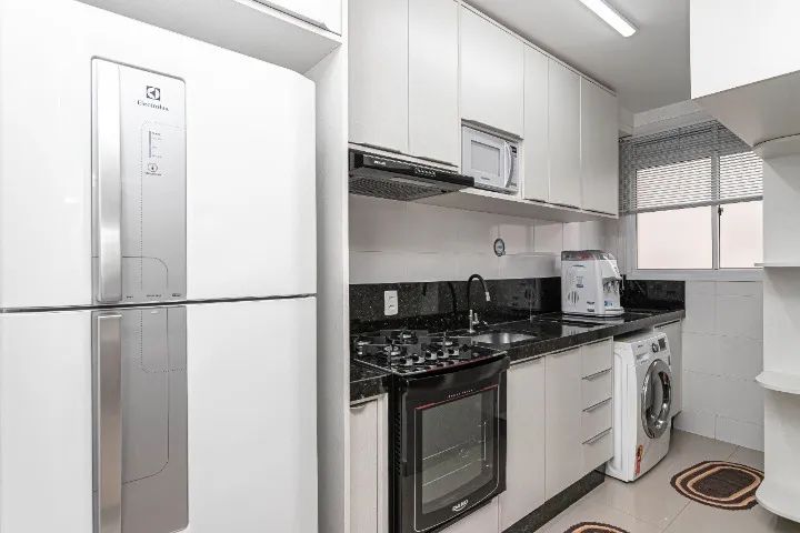 Vendo apartamento totalmente mobiliado.