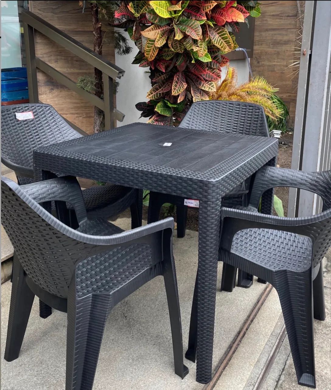 Jogo de mesa estilo rattan pronta entrega  - Foto 3