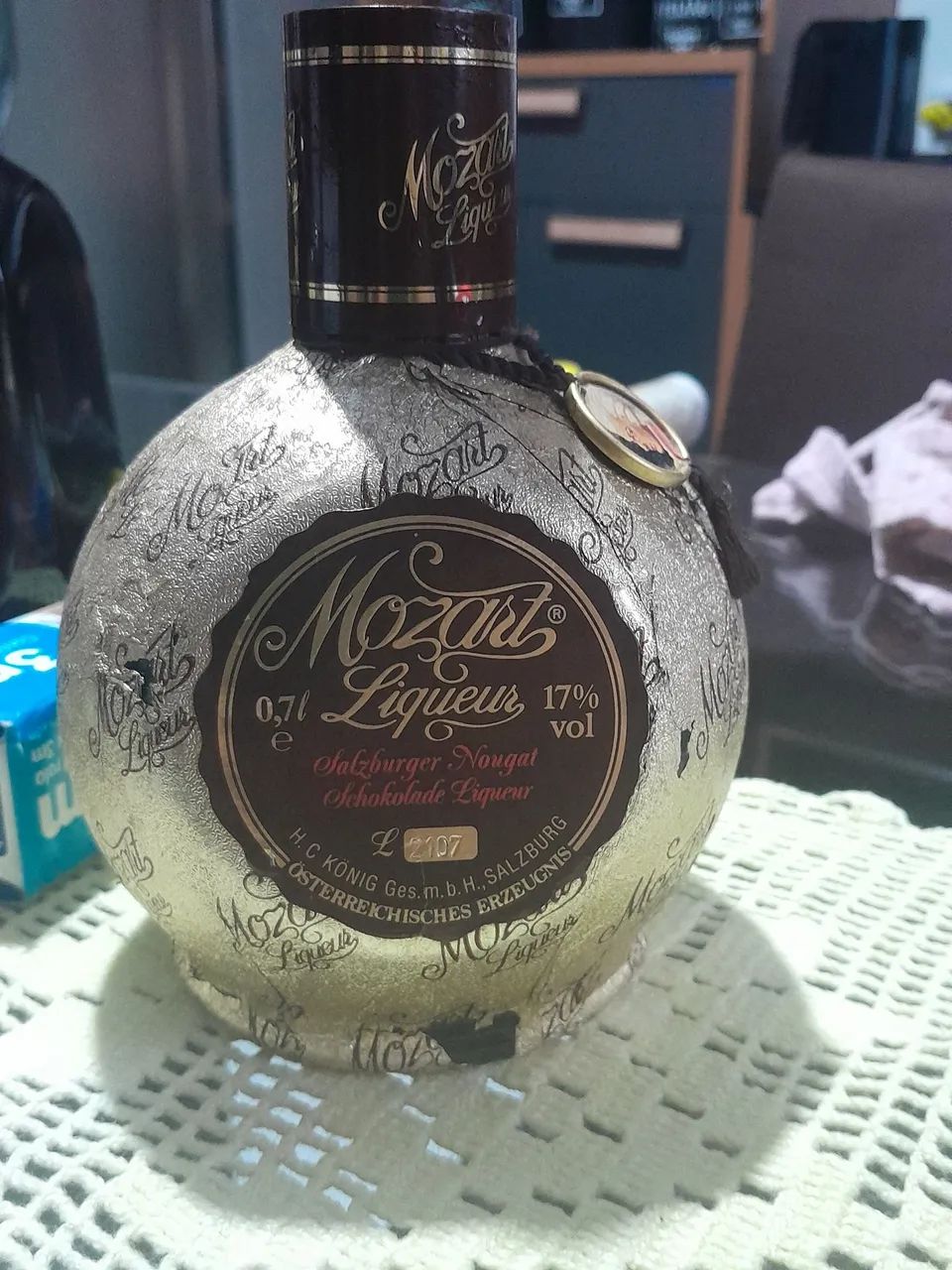 Vendo essa bebida antiga