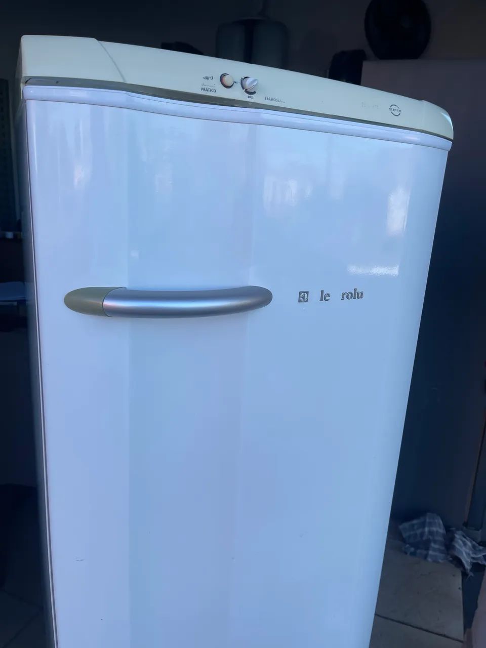 Vendo geladeira 