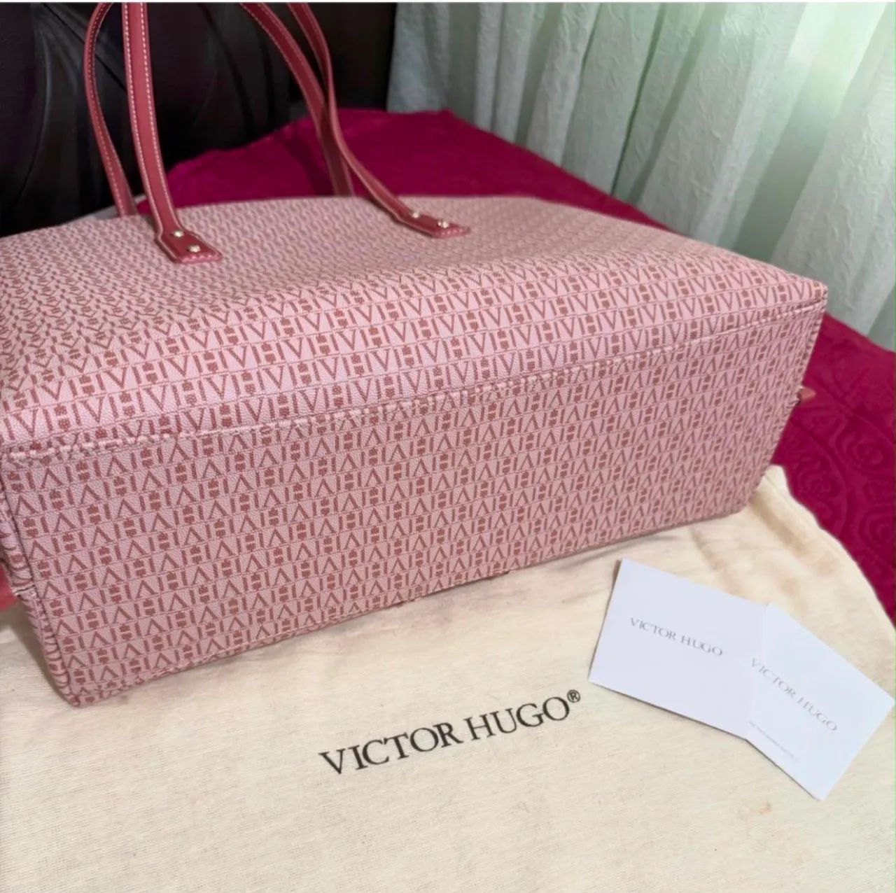 Bolsa rosé Victor Hugo  - Foto 2