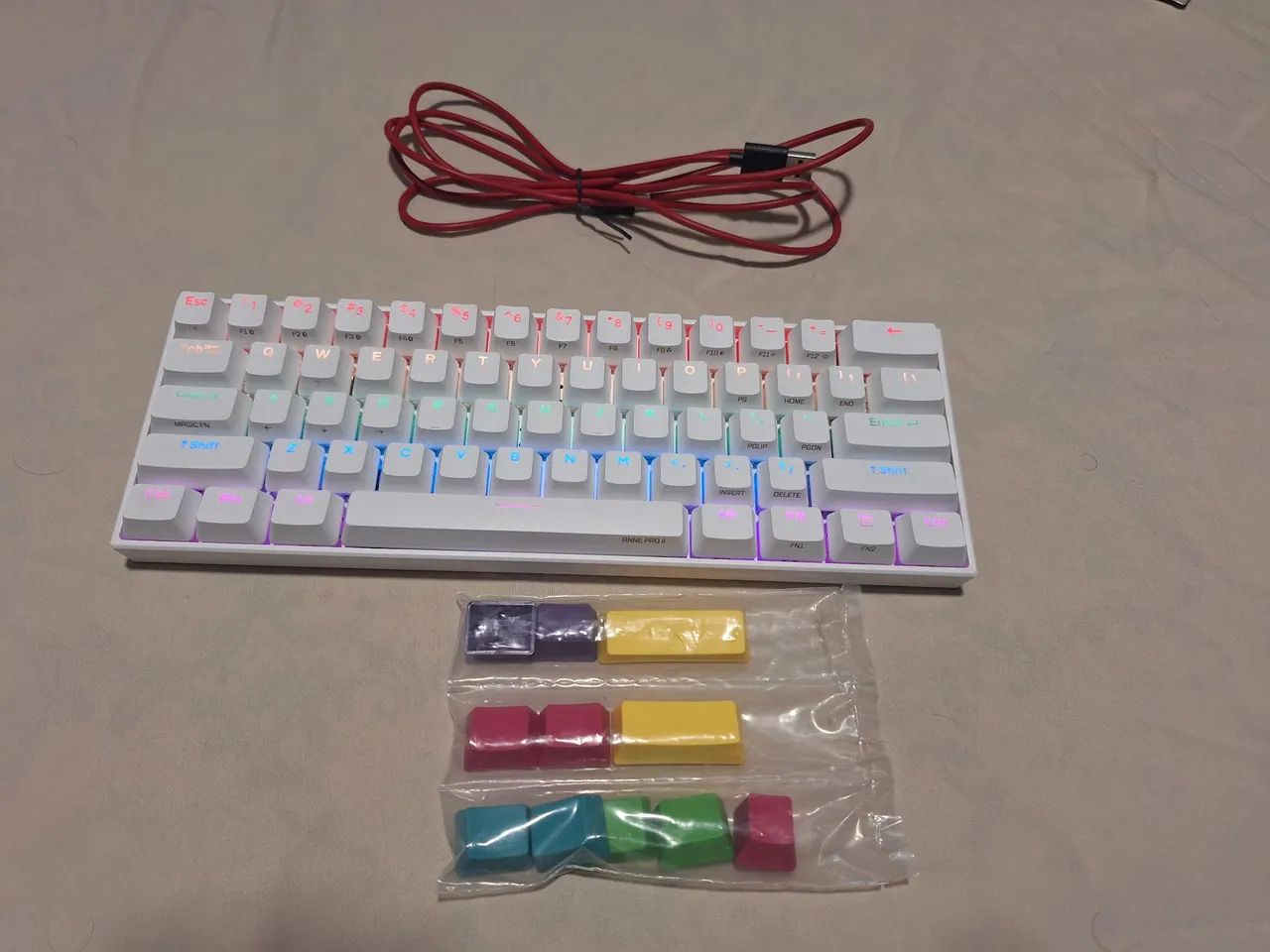Teclado 60% Anne pro 2 + acessórios  - Foto 5