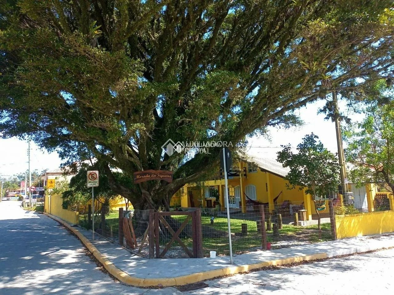 Casa com 5 quartos na Praia da ferrugem