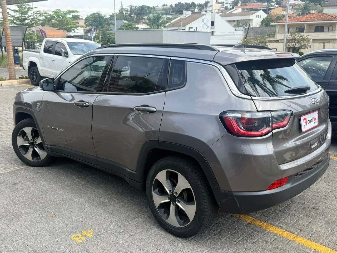 Jeep Compass Longitude 2.0 4X2 Flex 16V Aut. 2017 - Foto 2